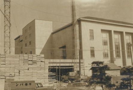 青森県立図書館旧書庫内部